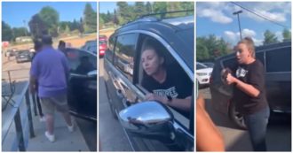 Usa, lite fuori da un ristorante degenera: donna estrae la pistola e la punta contro mamma e figlia. Il video