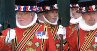 Copertina di I guardiani della Torre di Londra a rischio licenziamento causa coronavirus