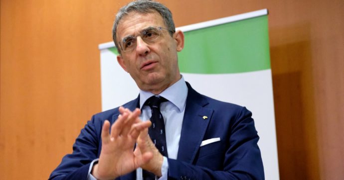 Il decreto Semplificazioni in stallo, Conte teme lo stop