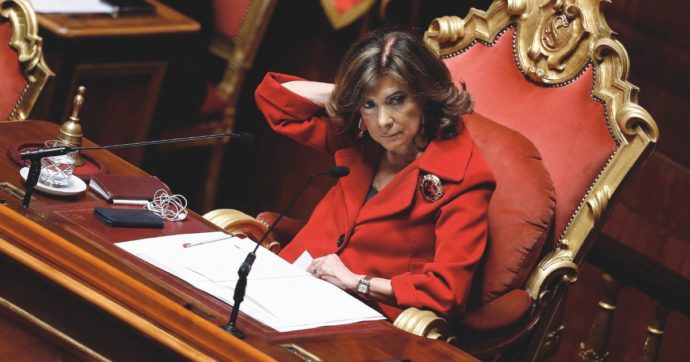 Le 5 collaboratrici degli ex presidenti messe alla porta