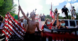 Copertina di Trumpusconi e il 4 luglio contro la sinistra