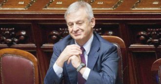 Copertina di Progetti in Cina: Clini e Occhiuto rinviati a giudizio