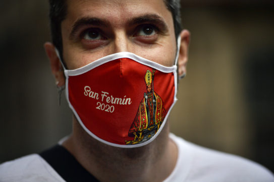 Coronavirus, in Spagna tornano mascherine e restrizioni: dalla Catalogna alla Galizia, più di 70 focolai attivi