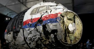 Copertina di Furono i filorussi ad abbattere il volo Mh17 della Malaysian Airlines: tre condannati. Mosca: “Decisione politica e scandalosa”