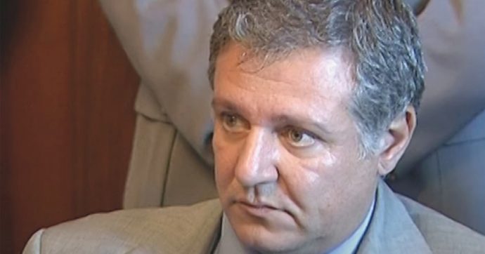 Trani, era associazione a delinquere. Dieci anni all’ex pm Antonio Savasta