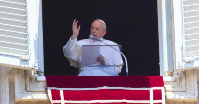Il Papa rompe il silenzio: “Penso a Santa Sofia che diventa moschea e sono molto addolorato”