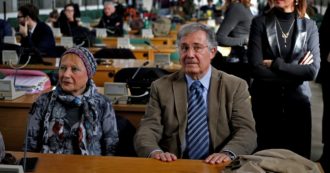 Copertina di Tre elogi ai militari che arrestarono Cucchi. Il maresciallo: “Dissero che non camminava”