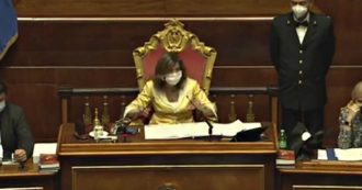 Conte al Senato, il premier accolto in Aula dagli applausi dei parlamentari del M5s