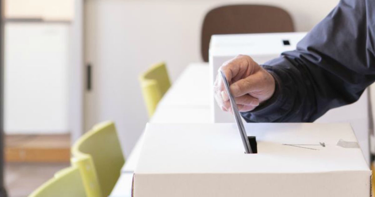 Regionali, Pd spinge per “patto anti-destre” con M5s. Caso Marche, nasce lista civica dei consiglieri 5 stelle per il centrosinistra: “Contro l’immobilismo”