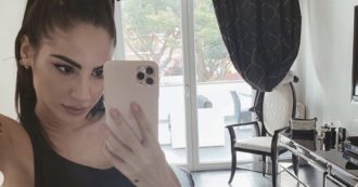 Copertina di Giulia De Lellis fotografata al ristorante con Carlo Beretta, pubblica le foto di chi li ha “paparazzati”: “Così capite come ci si sente”