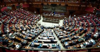 Copertina di Renzi vuole altre poltrone: stop al Risiko commissioni