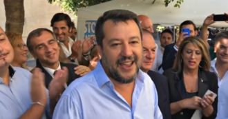 Copertina di Salvini-De Luca, nuovi sfottò. Il leader della Lega: “Lo mandiamo a far da spalla a Crozza…”