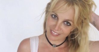 Copertina di Britney Spears, parla la maestra del figlio: “Merita di essere trattata come un essere umano”