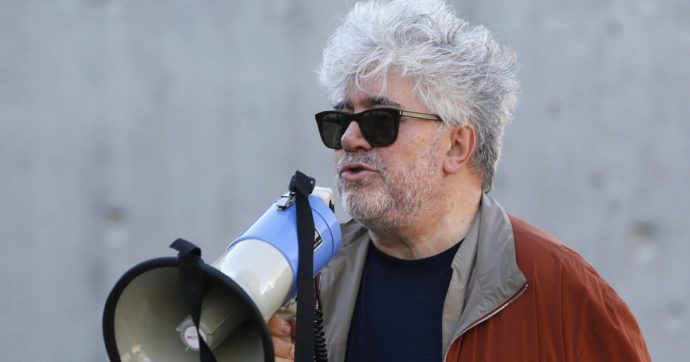 Copertina di Almodóvar a gennaio di nuovo con la Cruz