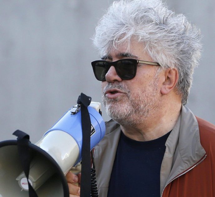 Mostra del Cinema di Venezia, convince Pedro Almodovar tra madri imperfette, scambi di culle e memoria storica della guerra civile