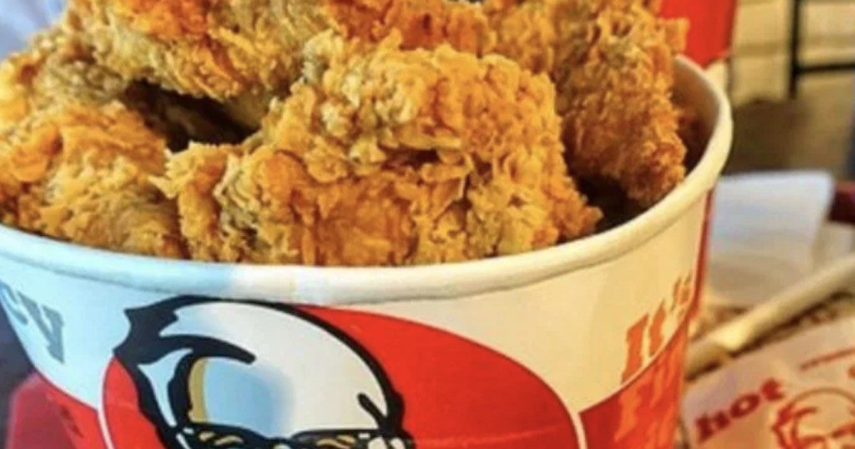 KFC, addio ai polli. Arrivano le crocchette in 3D: “Gusto e forma non cambieranno”