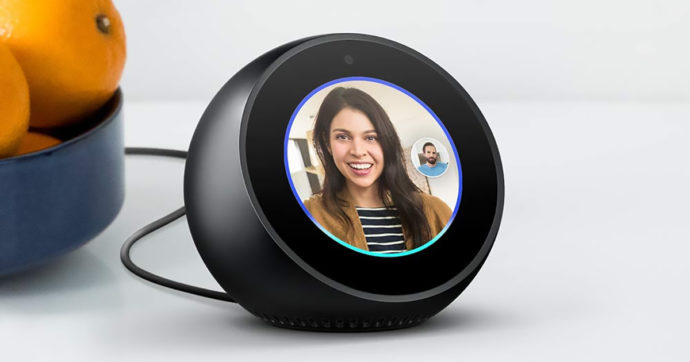 Echo Spot, sveglia smart con Alexa in offerta su  con sconto