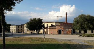 Copertina di Lucca, le mura sono un monumento vincolato. Eppure una parte potrebbe andare ai privati – Replica