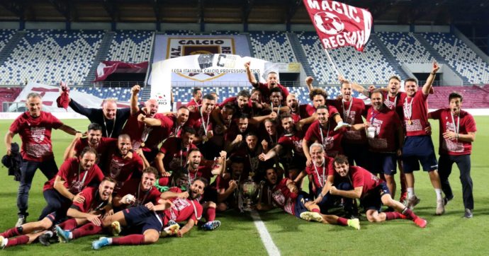 Reggiana in Serie B: il Bari di De Laurentiis ko nella finale playoff. E il problema delle multiproprietà è rimandato almeno di un anno