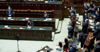 Copertina di Caro Conte, attenzione ai complimenti: possono essere insidiosi e ambivalenti