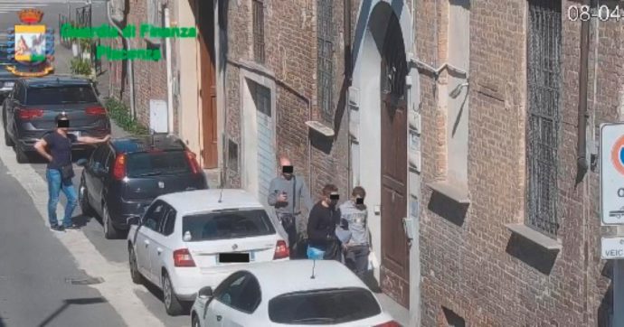 “Il comandante assecondava il militare amico dei pusher”