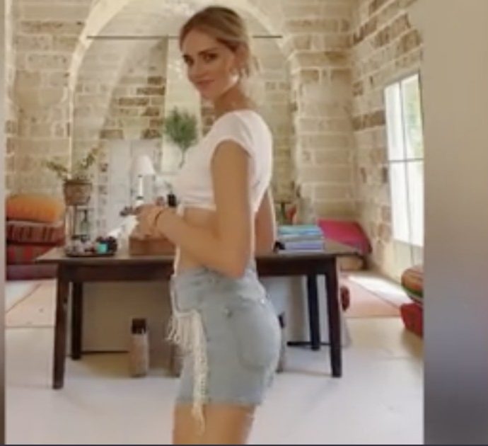 Chiara Ferragni “regina del twerking” (ma c’è il trucco): il video del balletto diventa virale e anche Belen Rodriguez commenta