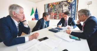 Copertina di Notti insonni, Haribo e le chat dall’Italia: “Fategli il cucchiaio”