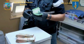 Copertina di Ancona, riciclaggio da 130 milioni: 12 arresti e oltre 130 indagati. “Imprese pronte a chiedere aiuti Covid”