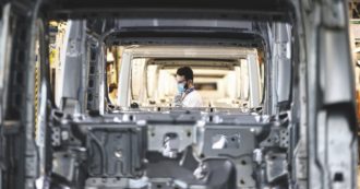 Copertina di Il settore a picco: è l’anno zero. Ma dalla politica solo palliativi. Come sta l’Auto?