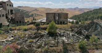 Copertina di Sicilia, il piano per riqualificare e bonificare la Miniera Bosco: diverse aziende interessate, la Regione lavora a un parco fotovoltaico