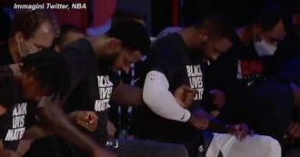 Copertina di Riparte l’Nba, giocatori Utah Jazz e New Orleans Pelicans in ginocchio all’inno con le magliette “Black lives matter”