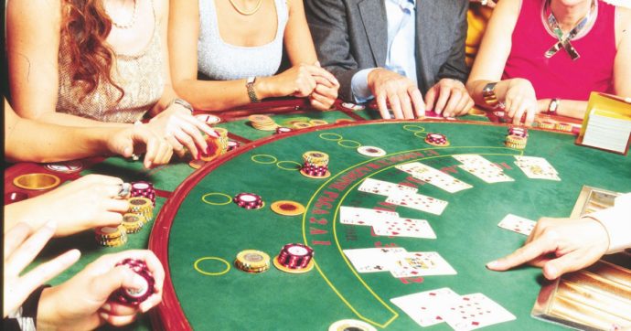 Copertina di Casino alla roulette: da bancomat a incubo della Valle d’Aosta