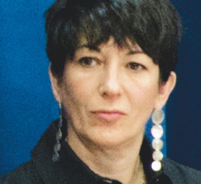 Caso Jeffrey Epstein, Ghislaine Maxwell condannata dalla giuria: “Rischia fino a 65 anni di carcere”