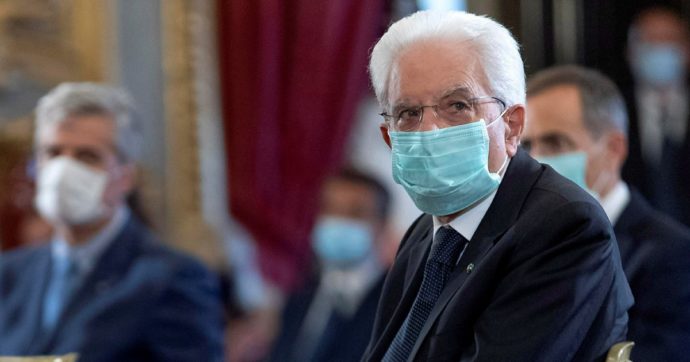 Hiroshima, Sergio Mattarella nel 75esimo anniversario dell’atomica: “Stop proliferazione armi o rischio olocausto nucleare”