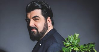 Copertina di “L’amore passa, la fame no. Mia moglie in lockdown era fortunata: cucinavo io”