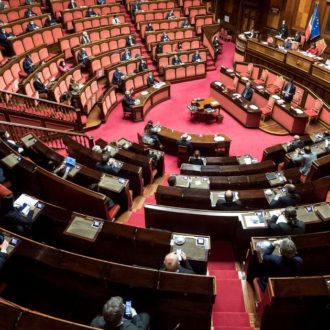 Copertina di La manovra delle mance: il Fatto di domani 22 dicembre