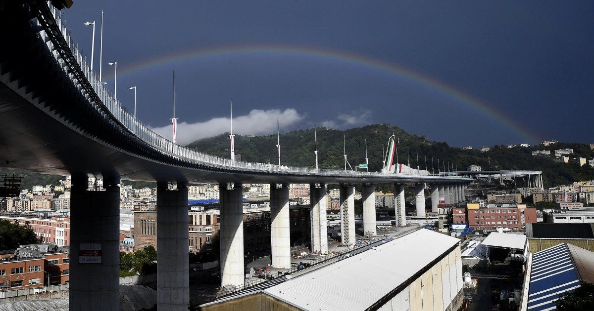 Il Colle e Conte contro i Benetton: il ponte United Colors arcobaleno