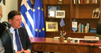 Copertina di Mes, il viceministro degli Esteri greco: “Non vogliamo quel prestito, sappiamo che significa un memorandum. Basta troika”