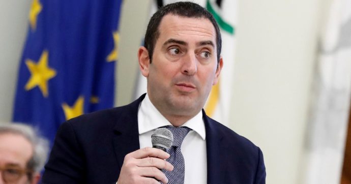 Il caso Spadafora: il premier rinvia tutto a settembre