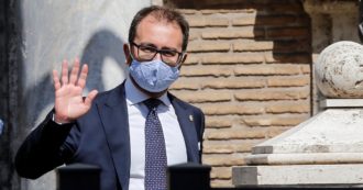 Copertina di Csm, Bonafede presenta la riforma “spazzacorrenti”