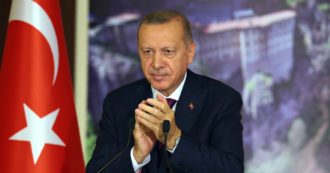 Copertina di Turchia sfida di nuovo la Grecia e riprende le esplorazioni energetiche nell’Egeo. Erdogan: “Atene non rispetta gli accordi”