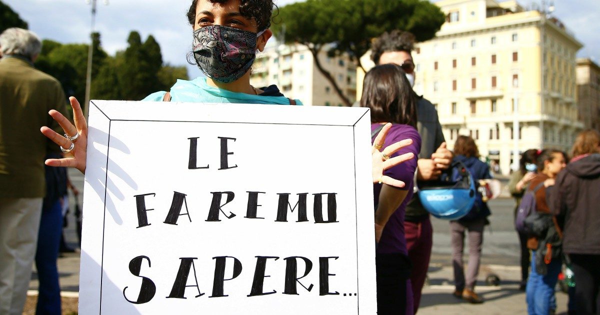 Bonus 1000 euro, le storie degli autonomi beffati dalla regola del calo del reddito (che non è stata modificata). “Non ho guadagnato nulla, ma non ho potuto chiederlo”