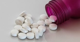Copertina di “Rischi ischemici gravi da farmaci con pseudoefedrina”, l’Ema avvia una revisione sulla sicurezza