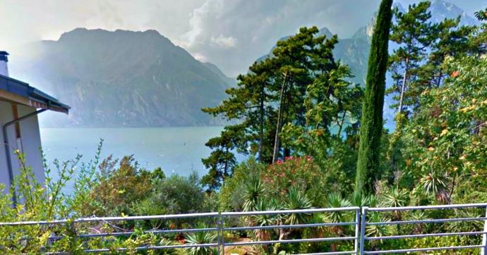 Lago di Garda, “l’ex hotel per metà abusivo”: ma i tecnici del Comune rilasciano i permessi per ristrutturare, al suo posto prestigiosi loft