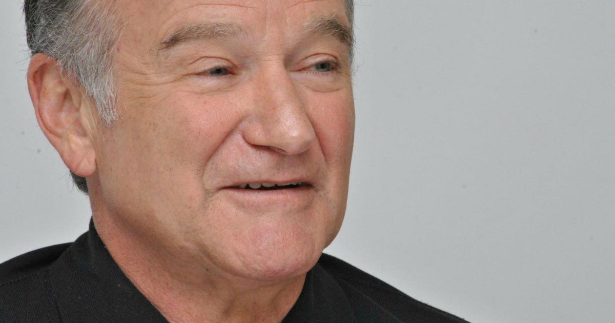 “Tutto il suo cervello era stato attaccato da una malattia mortale, era disintegrato”: la vedova di Robin Williams rompe il silenzio