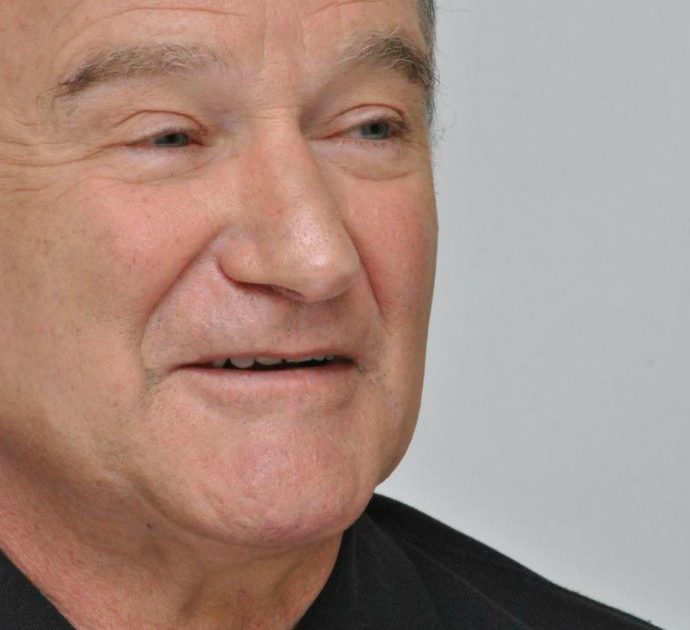“Tutto il suo cervello era stato attaccato da una malattia mortale, era disintegrato”: la vedova di Robin Williams rompe il silenzio