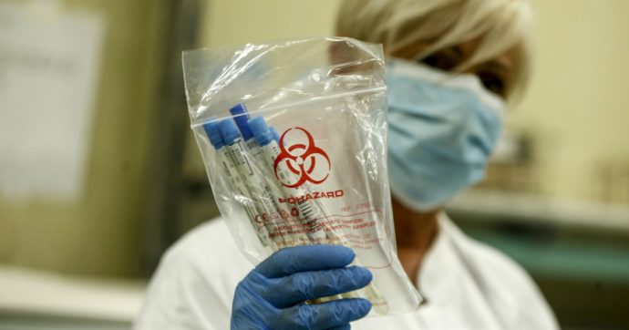 Coronavirus, Oms: “La pandemia rallenta al livello globale”. Calo contagi ovunque tranne in Sudest asiatico e Mediterraneo orientale