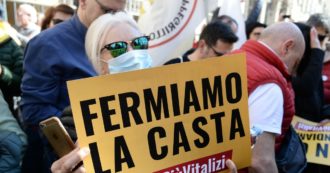 Copertina di Stati Generali M5s, una comparsata di calibri da novanta con le polveri bagnate