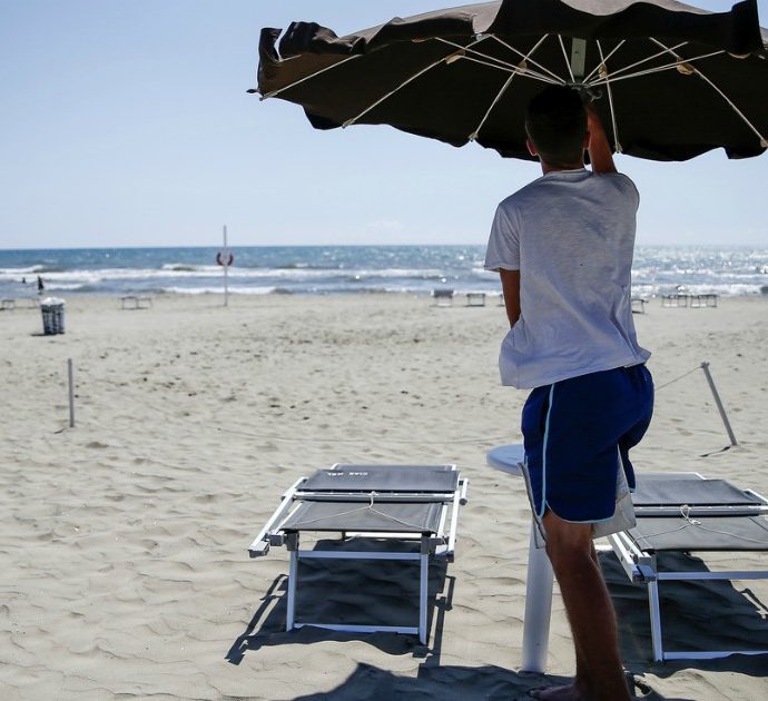 La mia pessima esperienza sulla spiaggia vicino al Monte Cuma: uno spettacolo nauseabondo