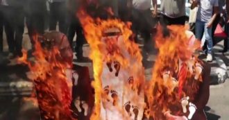 Copertina di Bruciate le sagome di Trump, Netanyahu e Mohammed bin Zayed: palestinesi in rivolta dopo l’accordo tra Emirati e Israele – Video